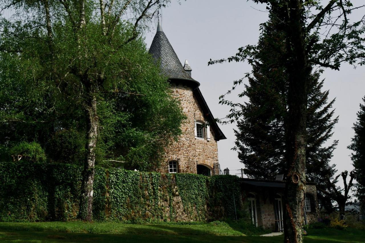 Manoir De Chantemerle Sainte-Fortunade Екстериор снимка